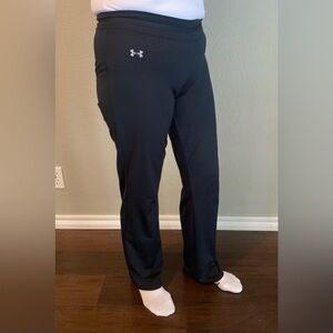 Under Armour All Season Gear Women’s X-SMALL Black Straight Leg Athletic Pants